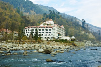 Mastiff Grand, Manali