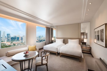 Conrad Singapore Marina Bay